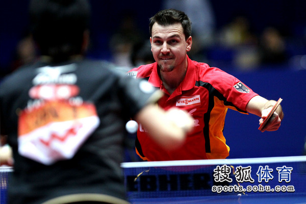 日本队险胜英格兰队，波尔扛起全队