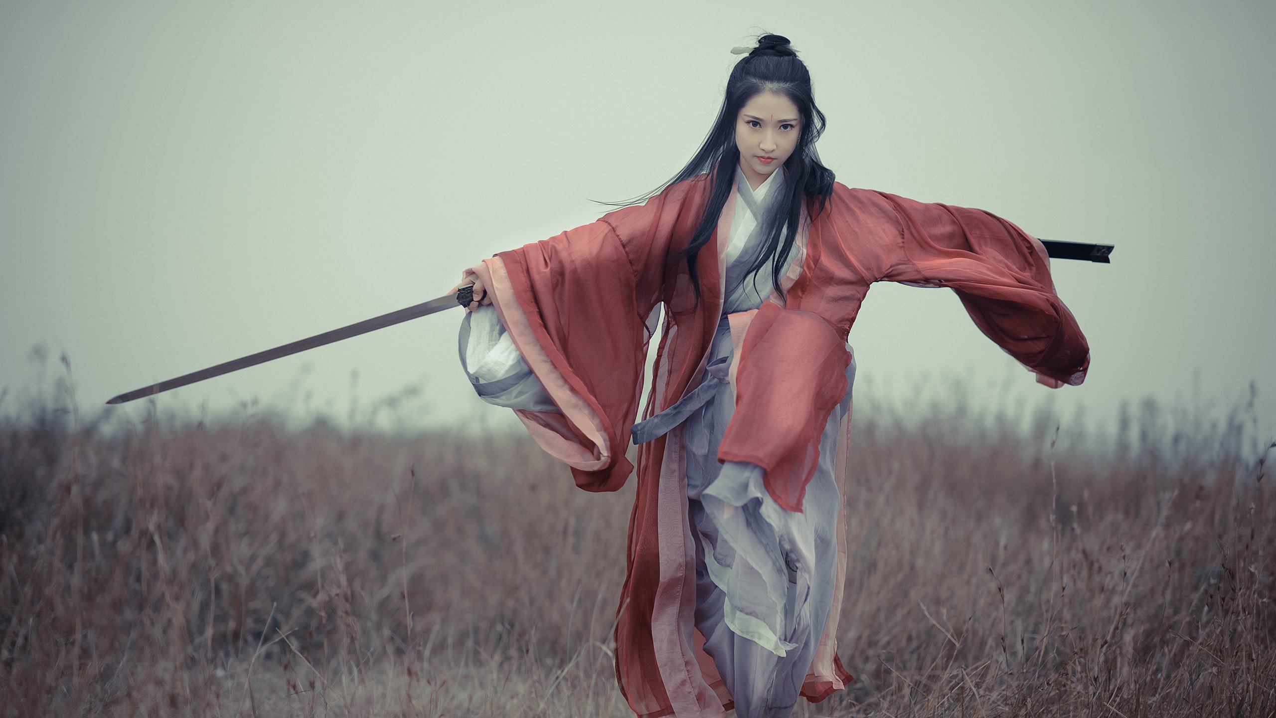 狼嚎响彻高原，爱德华兹在年度焦点之战中接管丹佛