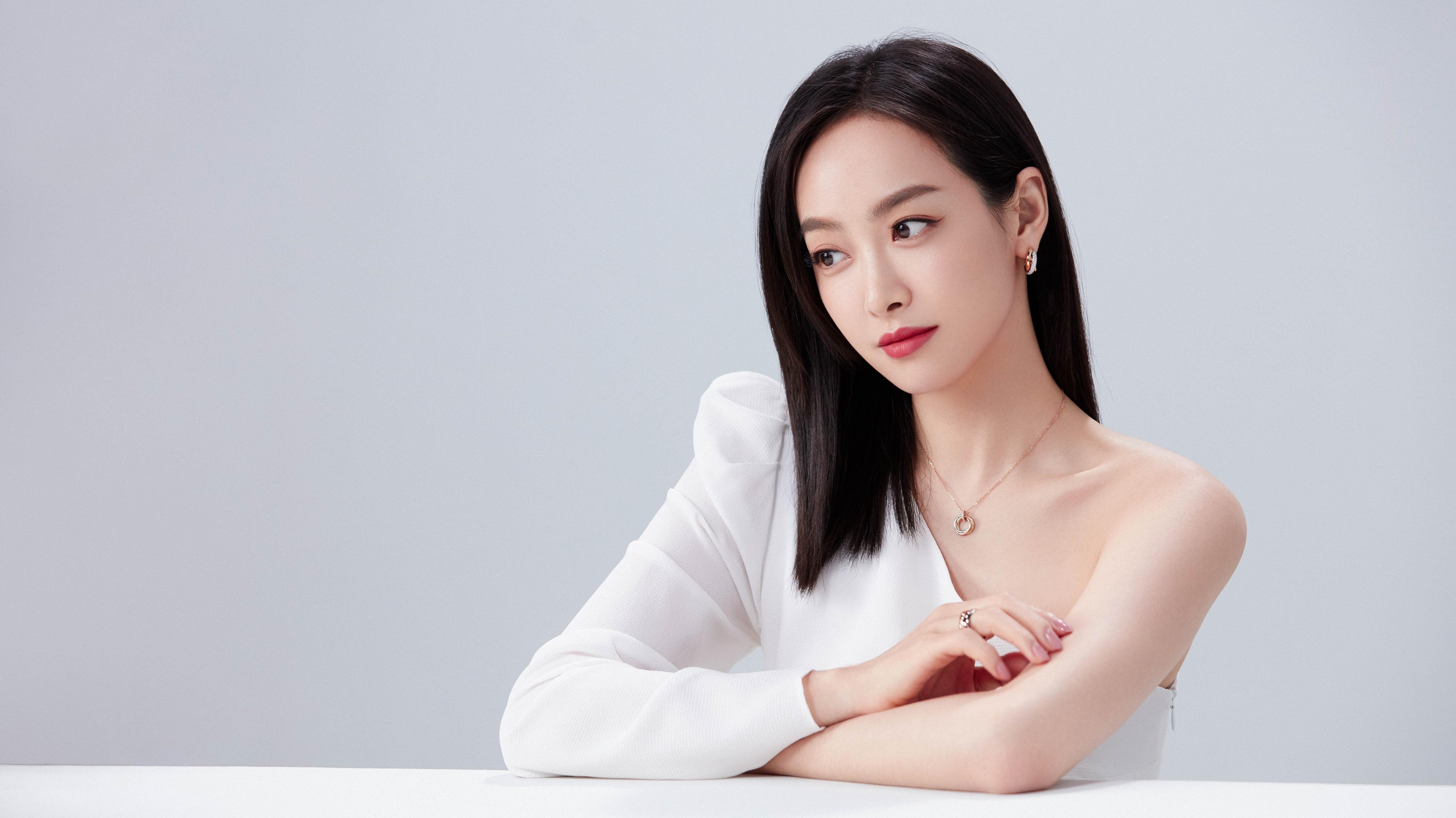 首先,是为您构思的文章标题